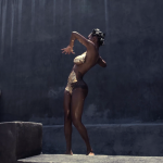 belle femme noire du 40 sans petite culotte
