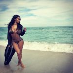 chatte rasée dune fille black du 26 nue en photo
