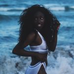 hot femme noire nue dans le 04 en photo