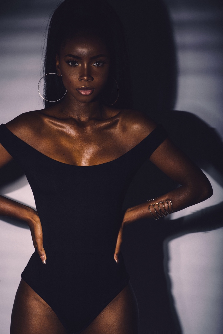 photo nue de femme noire du 91
